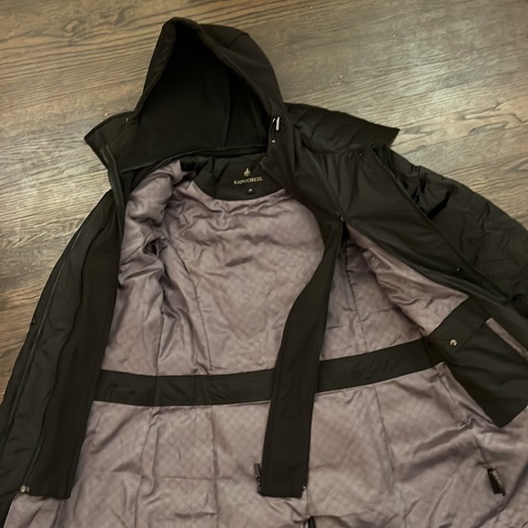 Black Rainforest Winter Parka w/ Removable Hood - Picture 4 of 8